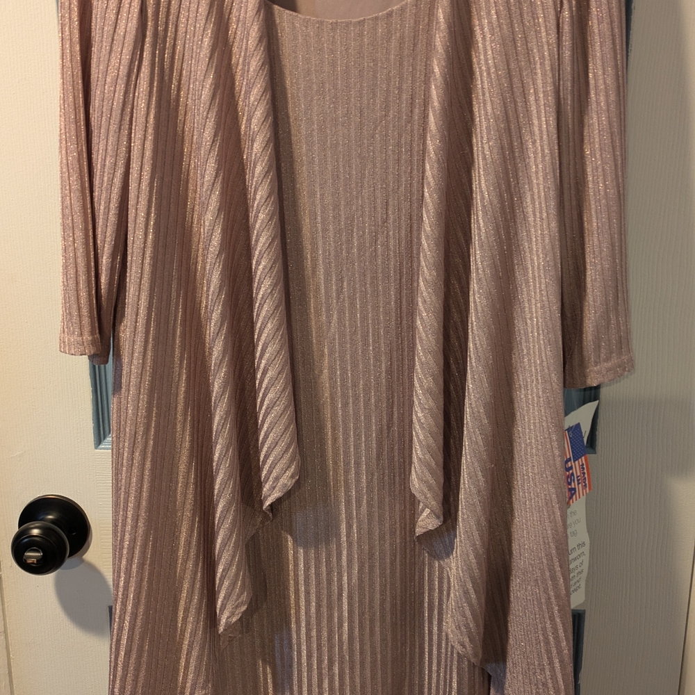 Elegant Women's Sweater in Shimmering Tan